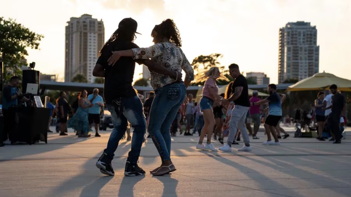 Dónde bailar en Tampa Bay: Eventos sociales de salsa, clases de swing,  discotecas y más - Noticias en Español de la Bahía de Tampa