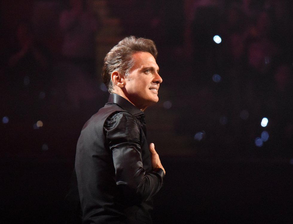 Luis Miguel adelanta fecha de concierto en Tampa Noticias en Español