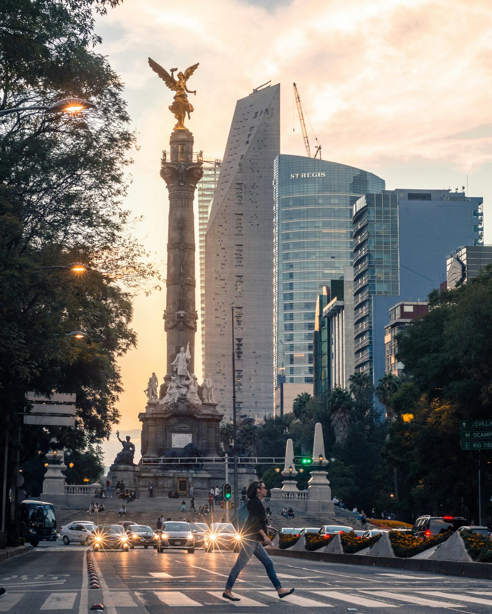 CT- ANGEL INDEPENDENCE STATUE MEXICO CITY COURTESY BY ABRAHAM.jpg